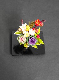 ミニチュア 生け花 差し花 花瓶 ハボタン 紅梅 梅 フィギュア 台座付 b3-1 サムネイル 2