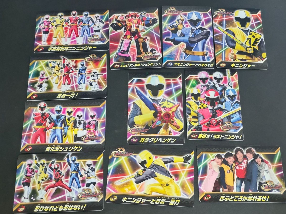 手裏剣戦隊ニンニンジャー トップ カード 伊賀崎 天晴(アカニンジャー) 西川 俊介 加藤・クラウド・八雲(アオニンジャー) 松本 岳 松尾 凪(キニンジャー) 中村 嘉惟人 伊賀崎 風花(シロニンジャー) 矢野 優花 百地 霞