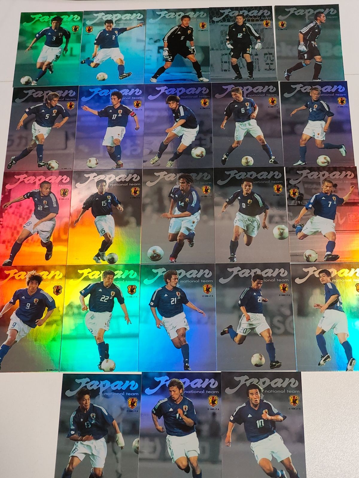 カード 黄金世代 2002 カルビー 日本代表 サッカー カード パルマ 中田英寿 中山 小笠原 宮本 マツダ 秋田 楢崎 川口能活