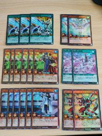 遊戯王 ラッシュデュエル カード ささやきの妖精 SR ビックリード・ドラゴン シエスタトレーロ 10sionMAX!!! ケミカルキュア・ブルー SR UR