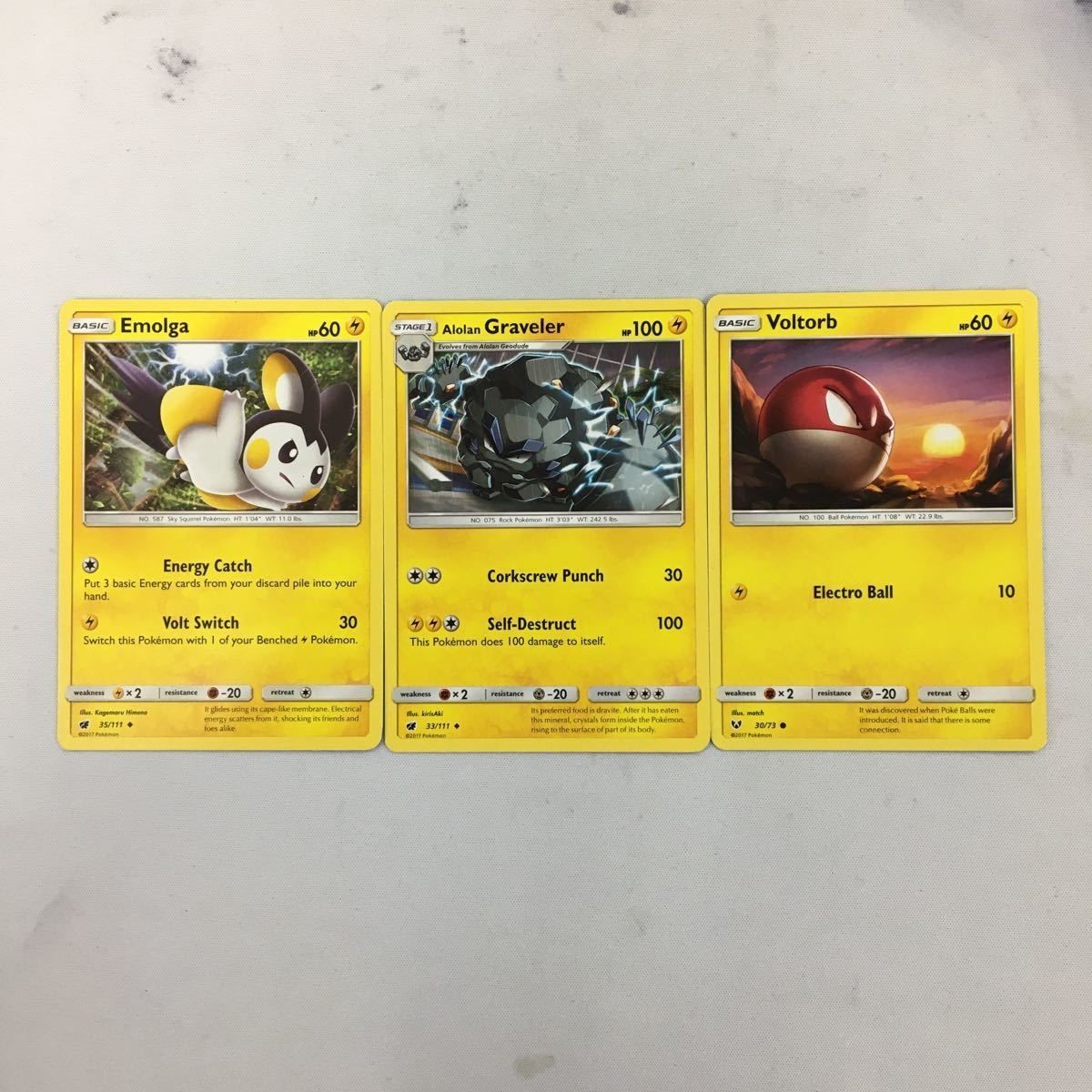 Pokemon Card Vintage Holo English Version Pikachu Golem 3 Set