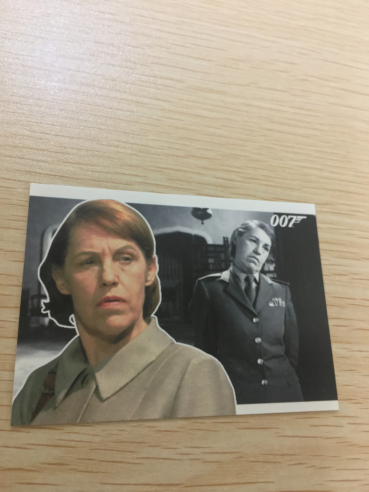 James Bond 007 007 ゼロゼロセブン カード SCIFIHOBBY.COM Rittenhouse Archives カード Rosa Klebb トレカ 7 Rittenhouse Archives