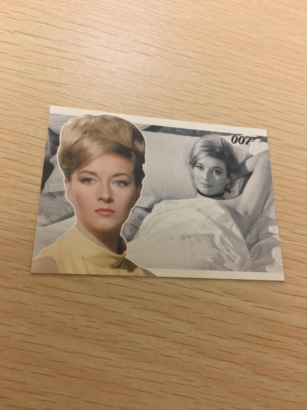 James Bond 007 007 ゼロゼロセブン カード SCIFIHOBBY.COM Rittenhouse Archives カード Tatiana Romanova トレカ 5 Rittenhouse Archives