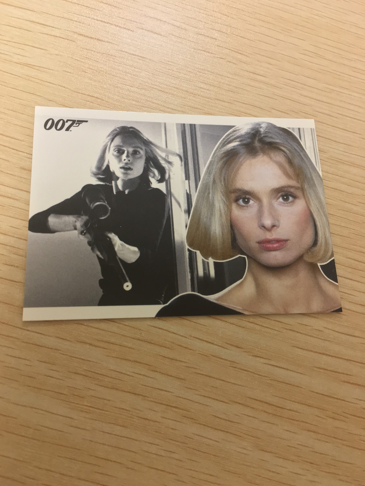 James Bond 007 007 ゼロゼロセブン カード SCIFIHOBBY.COM Rittenhouse Archives カード Kara Milovy トレカ 55 Rittenhouse Archives