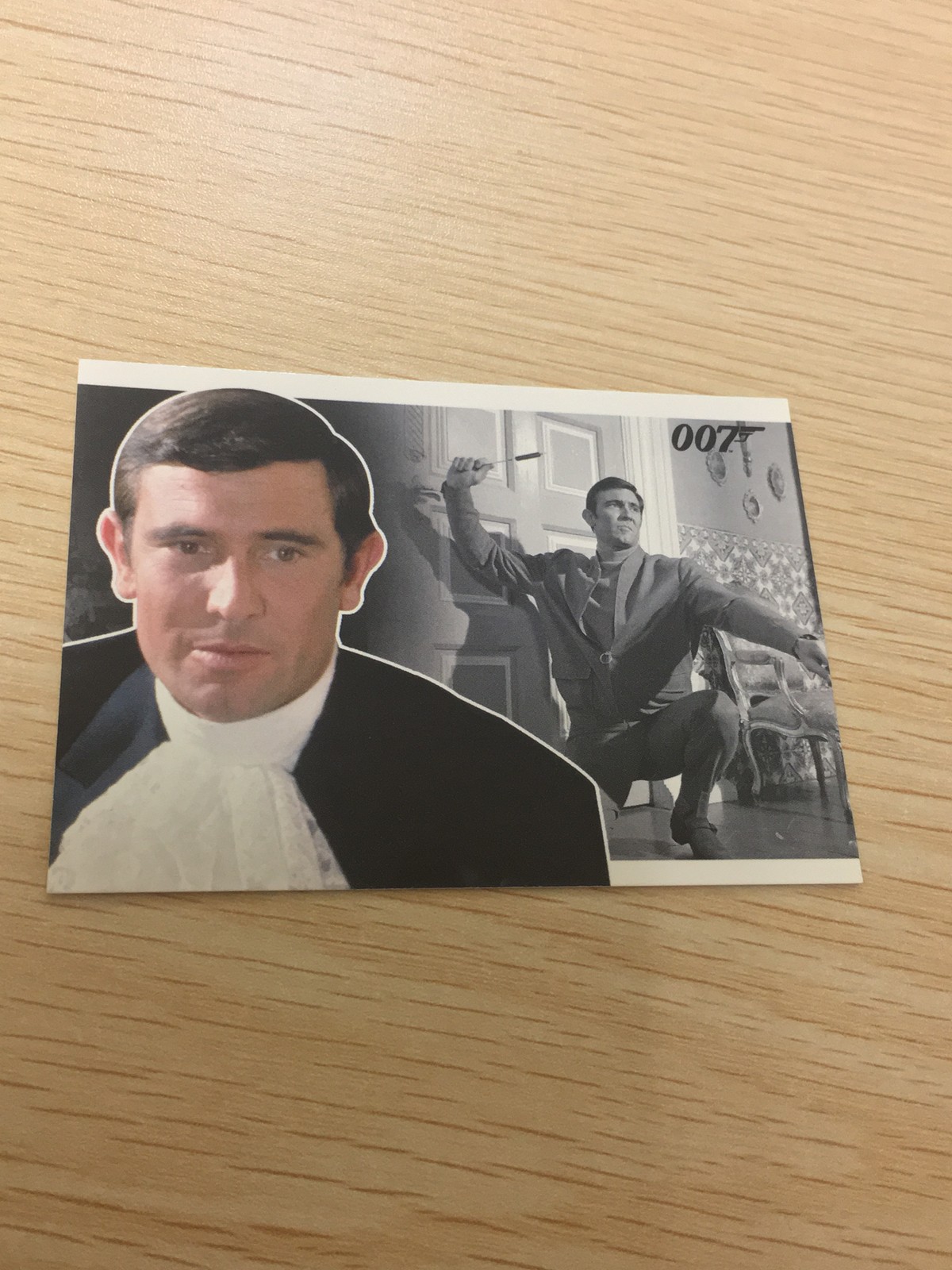 James Bond 007 007 ゼロゼロセブン カード SCIFIHOBBY.COM Rittenhouse Archives カード James Bond - On Her Majesty's Secret Service
