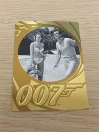 James Bond 007 007 ゼロゼロセブン カード カード Honey Ryder James Bond トレカ 008 Rittenhouse Archives トレーディング サムネイル 1
