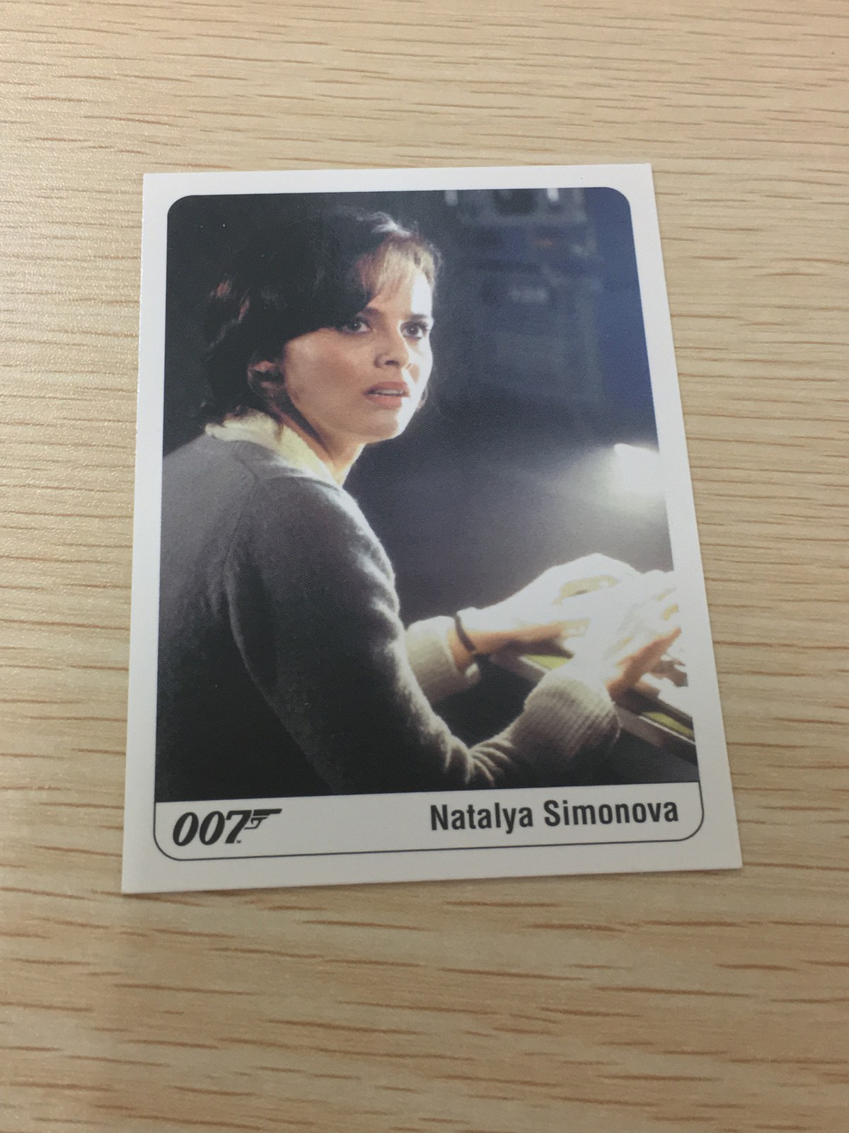 James Bond 007 007 ゼロゼロセブン カード カード Natalya Simonova トレカ 151 Rittenhouse Archives トレーディング
