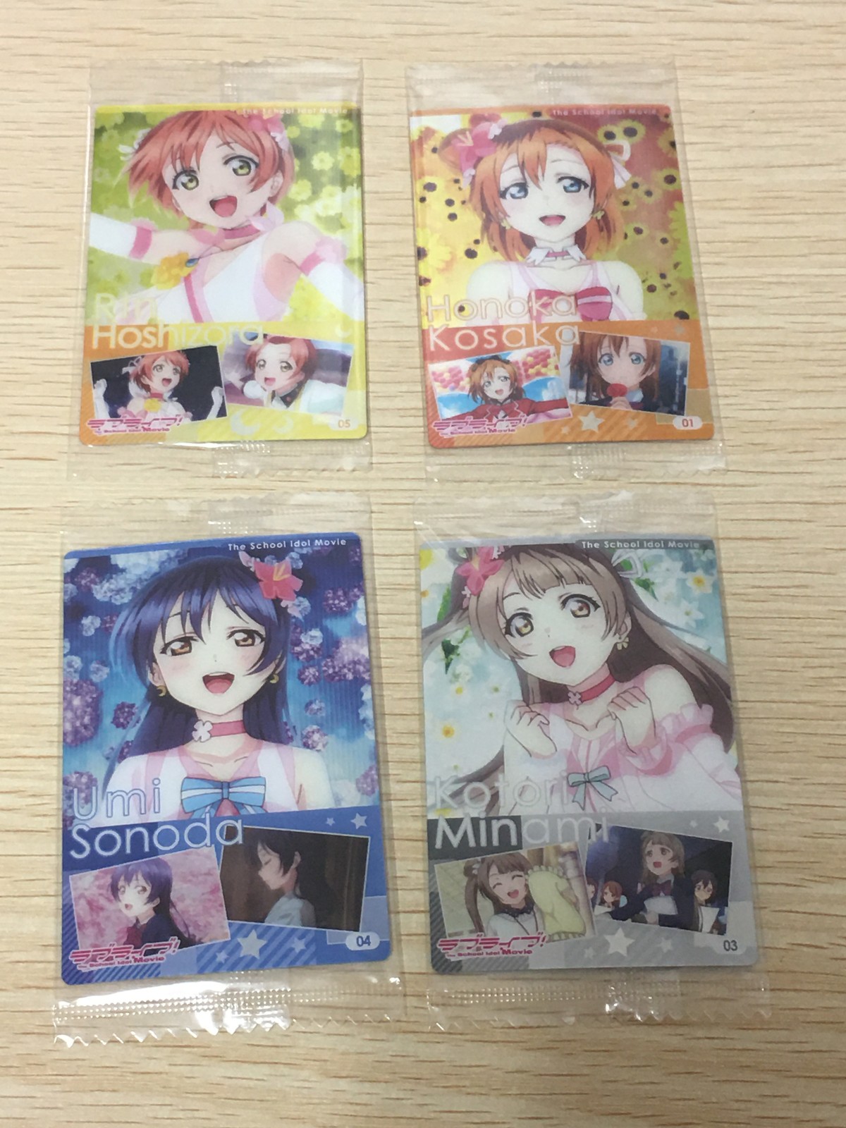 ラブライブ! The School Idol Movie カード まとめ キャラクター 高坂穂乃果 南ことり 園田海未 星空凛 4枚 01 03 04 05 バンダイ 食玩 ウエハース