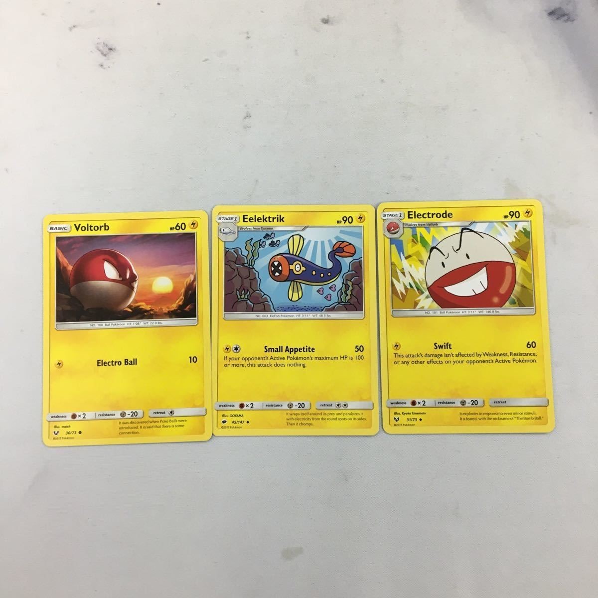 ポケモンカード 旧裏面 海外 英語版 3枚 シビビール ビリリダマ マルマイン 37