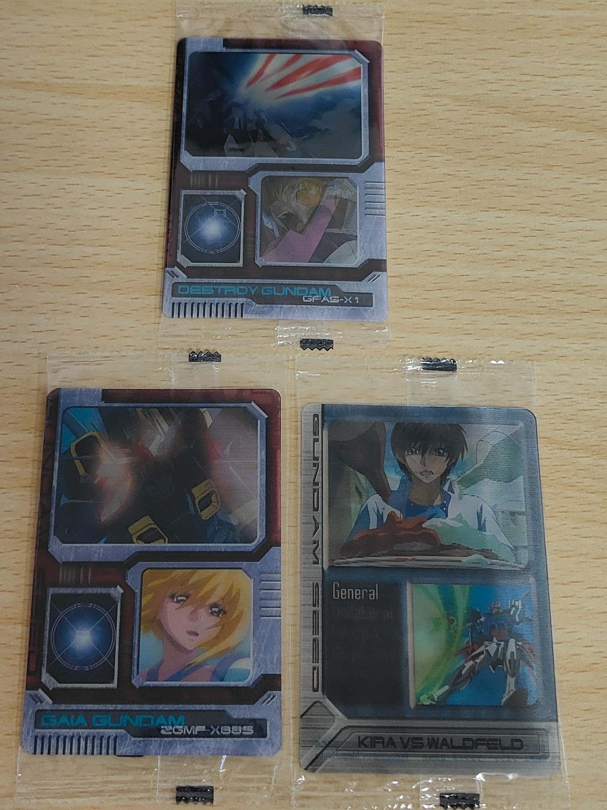 ガンダム SEED DESTINY 森永 ウエハース 3D キラ カガリ バルトフェルド ステラ・ルーシェ カガリ・ユラ・アスハ 未開封