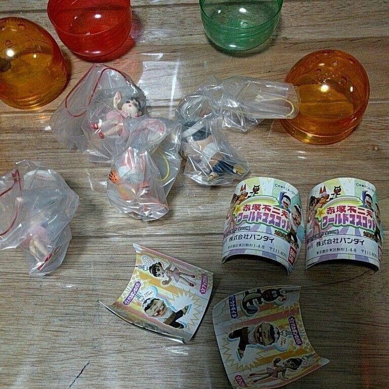 送料無料 赤塚不二夫 ワールドマスコット まとめ ニャロメ バカボンのパパ アッコちゃん abc