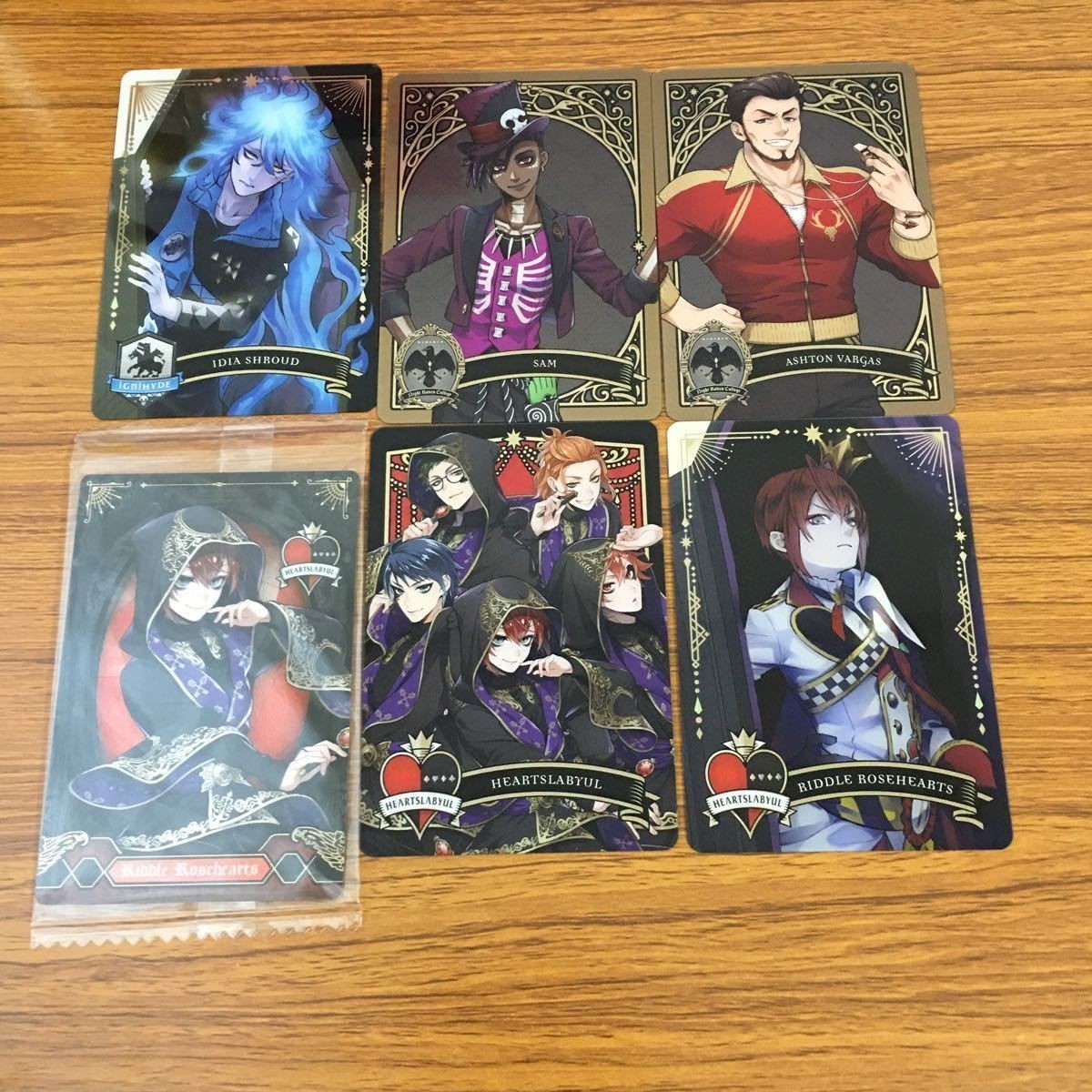 カード トレカ まとめ ツイステッドワンダーランド ツイステ ハーツラビュル リドル サム バルガス イデア 7