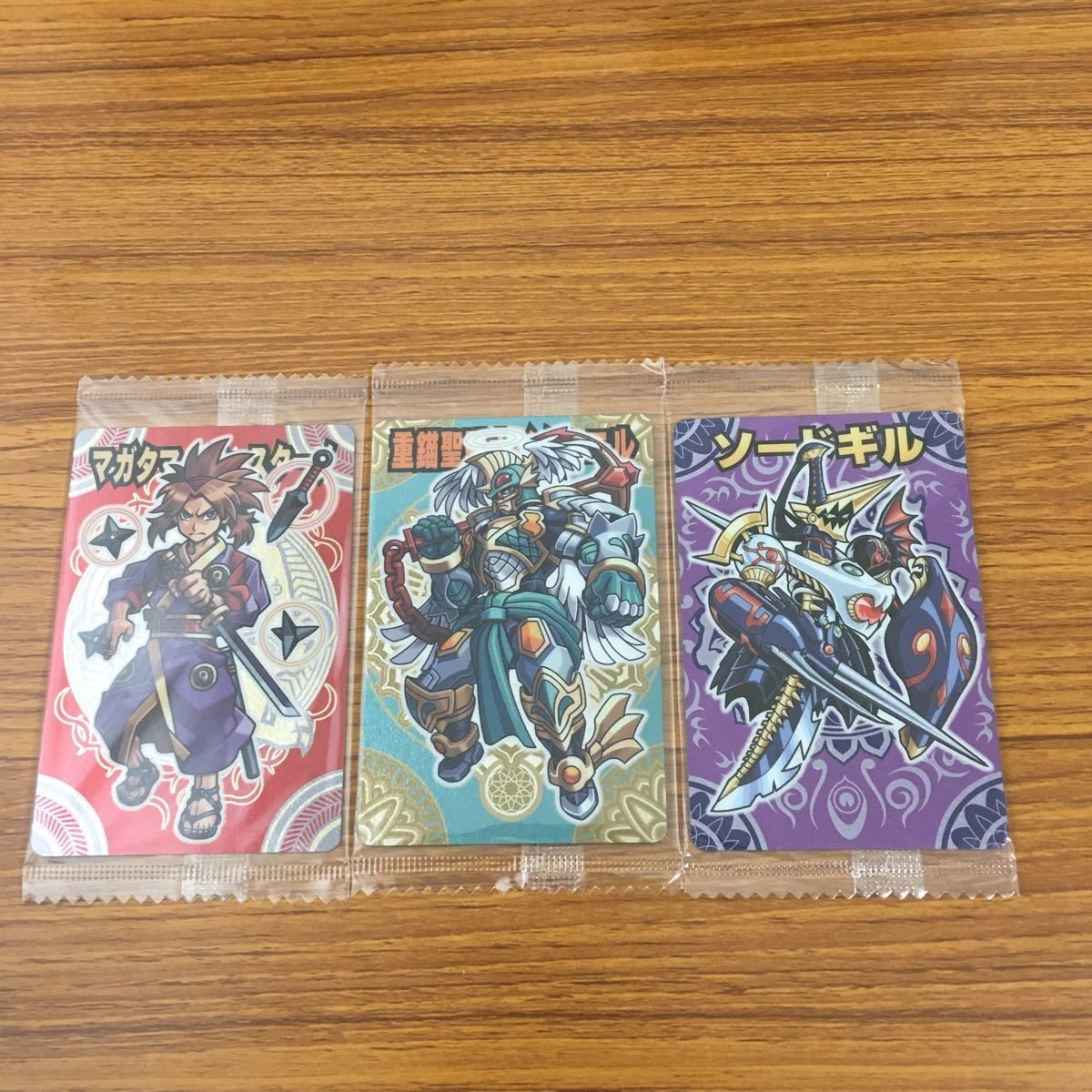 未開封 まとめ 神羅万象 カード マガタマ ジェスターノ 重錨聖騎士 イクシエル ソードギル レア キラ 27