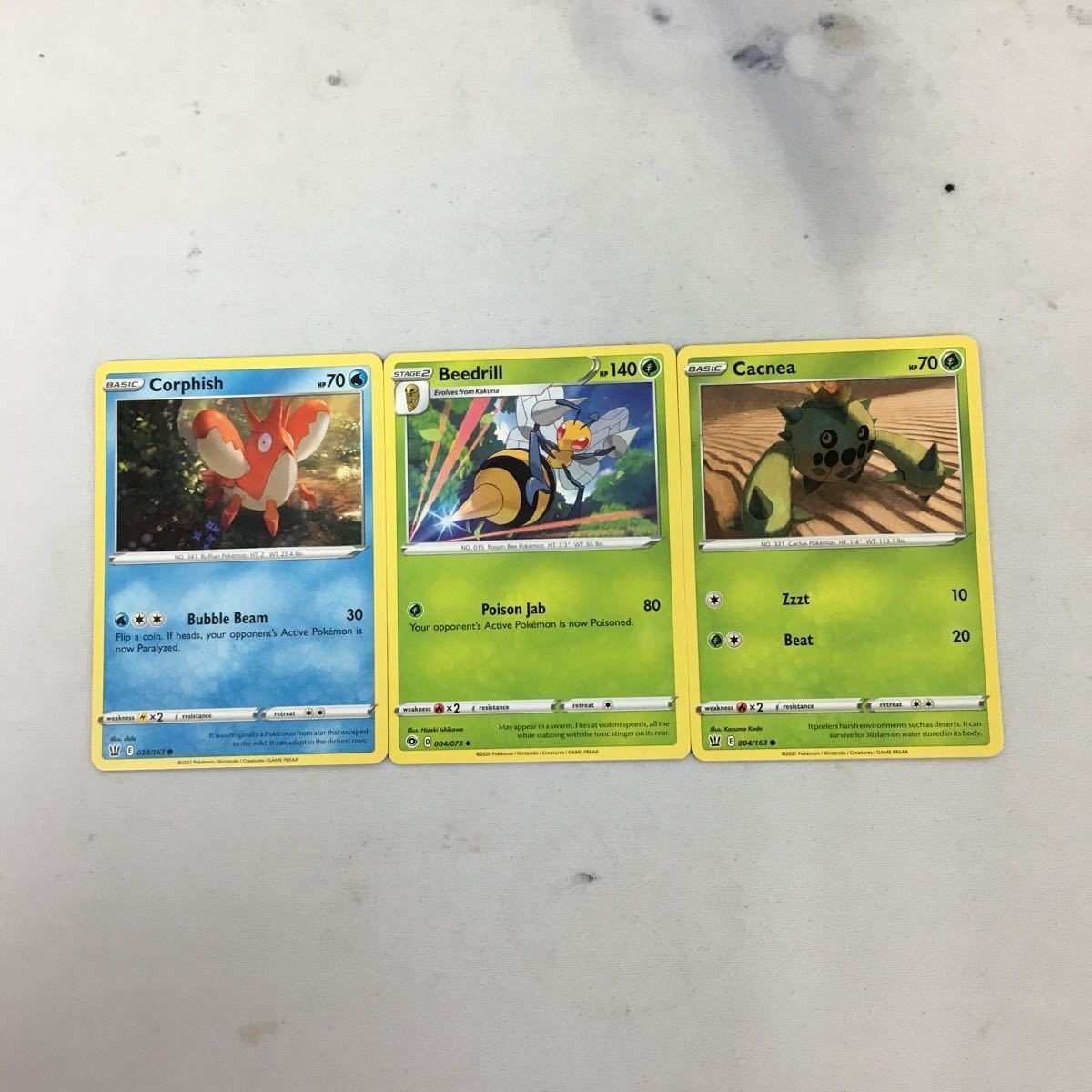 ポケモンカード 旧裏面 海外 英語版 3枚 スピアー ヘイガニ サボネア 28
