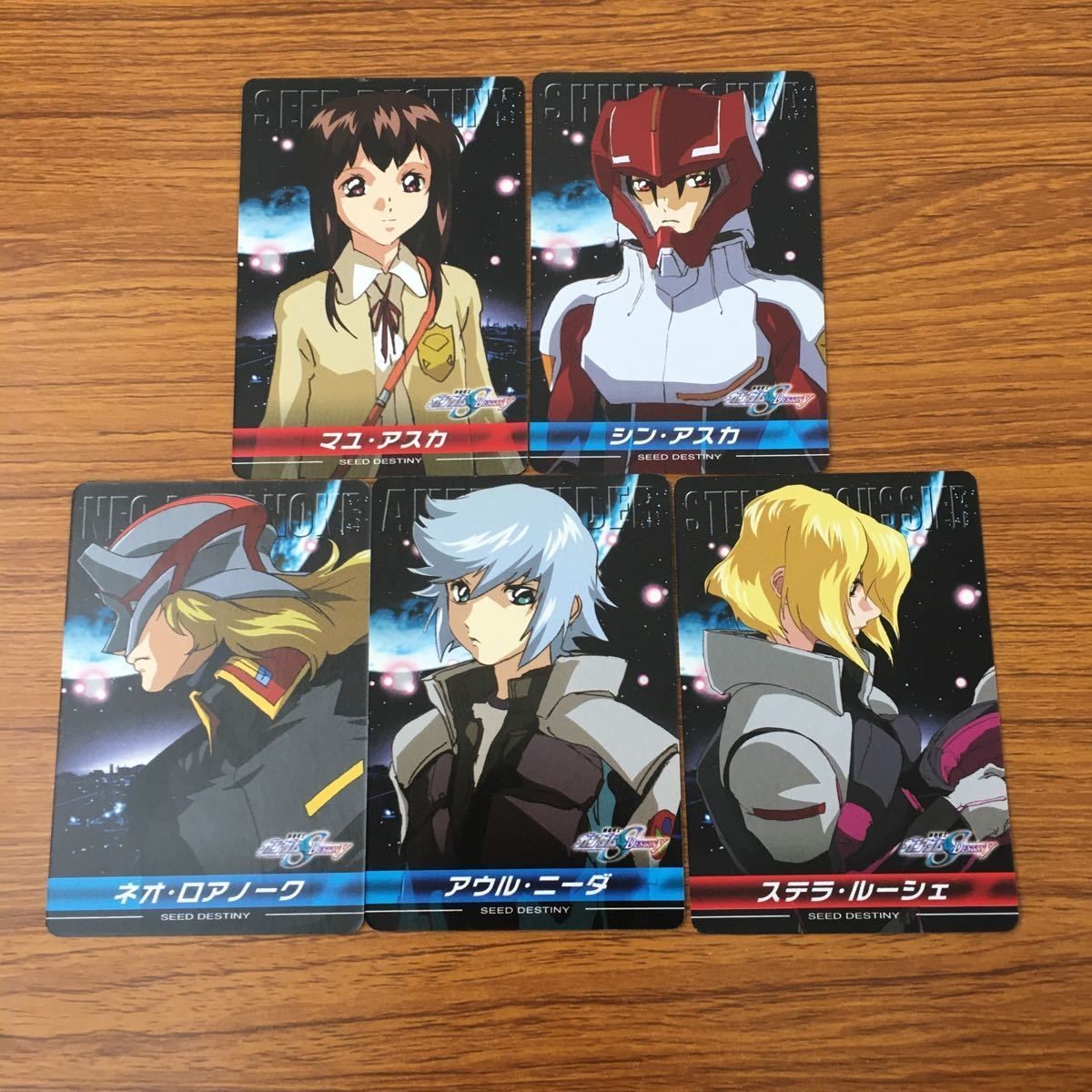 カード トレカ まとめ ガンダム シン アスカ マユ ステラ ルーシェ アウル ニーダ ネオ ロアノーク 5