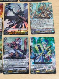 ヴァンガード 孤影の騎士 フィノーラ H 紅の小獅子キルフ 1枚 極限突破 BT06/035 R 貴女こそが私の星 レシェールト 小さな解放者 マロン FC01/015 ヴァンガード ピカピカなムード ミチュ RRR サムネイル 6