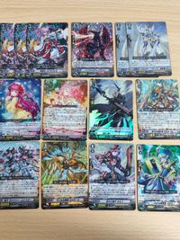 ヴァンガード 孤影の騎士 フィノーラ H 紅の小獅子キルフ 1枚 極限突破 BT06/035 R 貴女こそが私の星 レシェールト 小さな解放者 マロン FC01/015 ヴァンガード ピカピカなムード ミチュ RRR