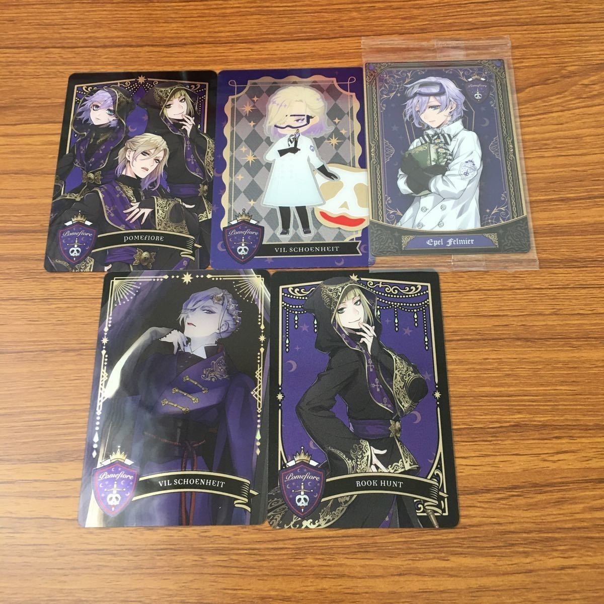 Twisted Wonderland Pomefiore Card Lot Vil Luke